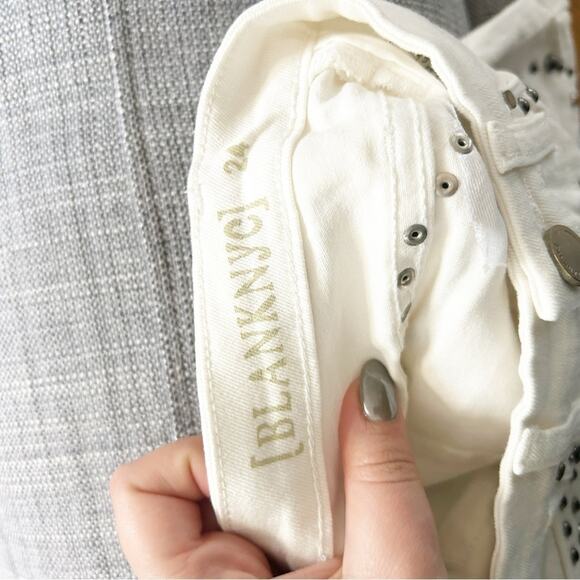 Blank NYC The Intro White Studded Mid Rise Cotton Blend Cropped Jeans Size 24 - Picture 9 of 9